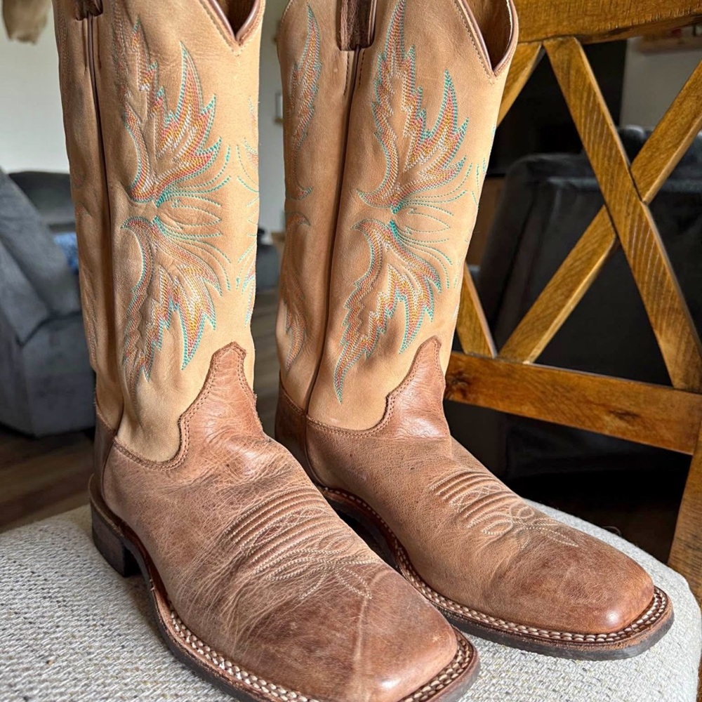 Justin Boots Tan and Blue Western Boots